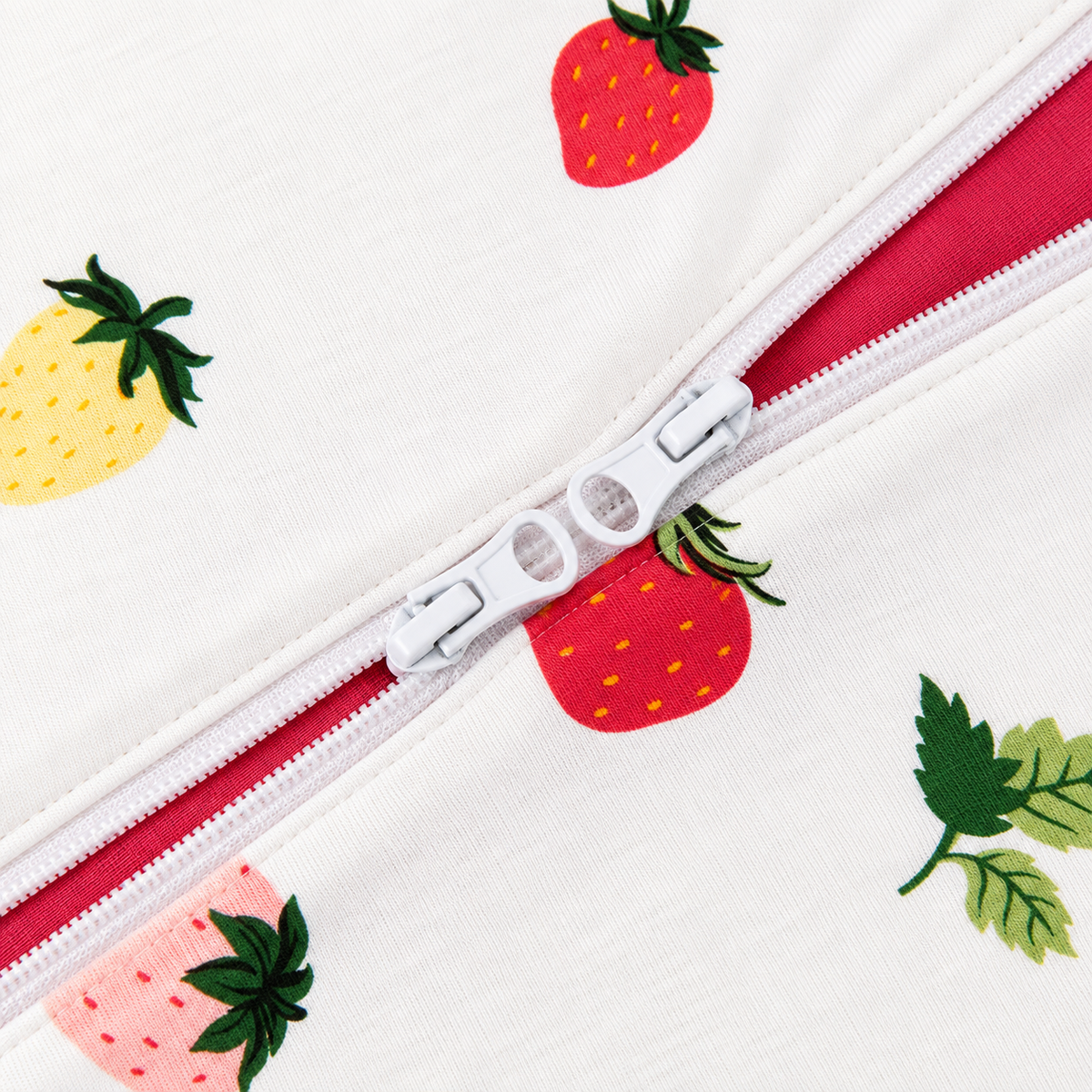 Bamboo Footie Pajamas – Strawberry
