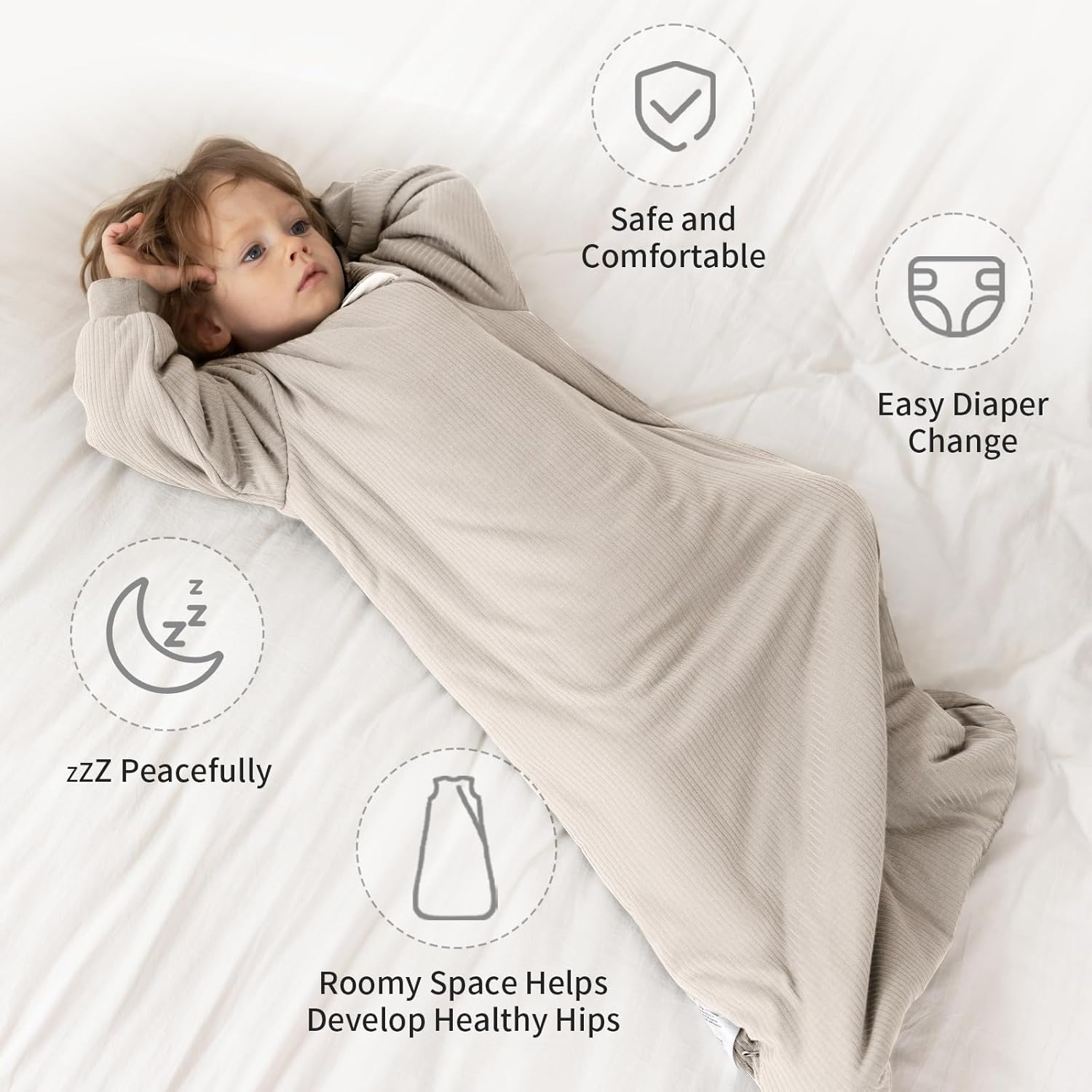 Roomy bell-bottom design of BubblePanda Oat 1.5 TOG long sleeve sleep bag for healthy hip development and cozy leg room
Breathable and moisture-wicking Oat 1.5 TOG long sleeve bamboo material for a stable sleep micro-climate